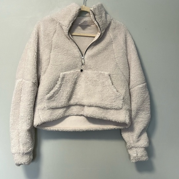 Lululemon faux sherpa crop half zip sweater - Picture 2 of 8